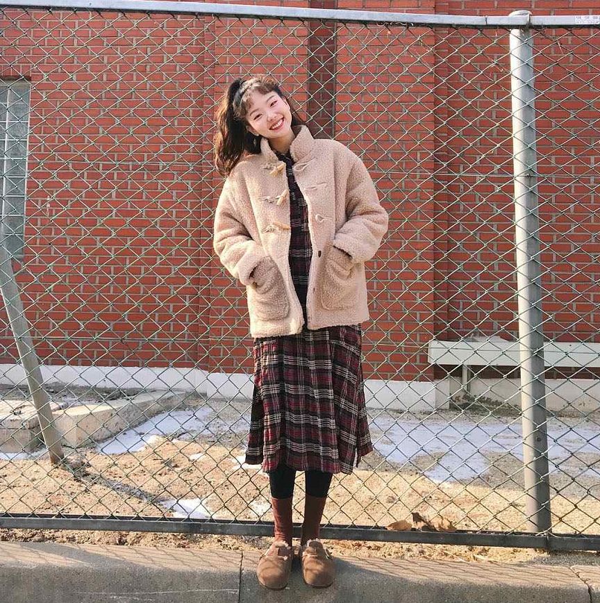 大码显瘦羊羔毛外套,羊羔毛外套的有效穿搭
