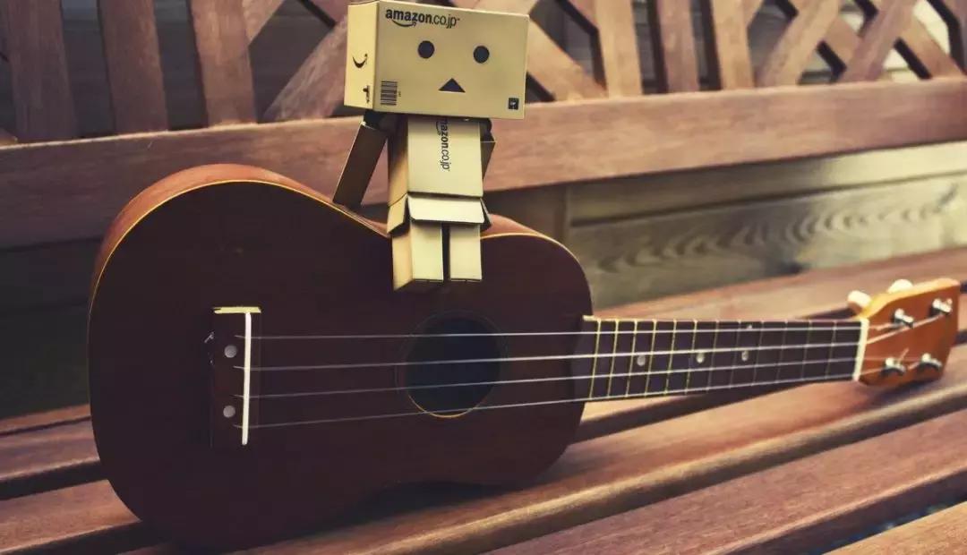 怎么学习吉他最快掌握,老年人学吉他最快的方法