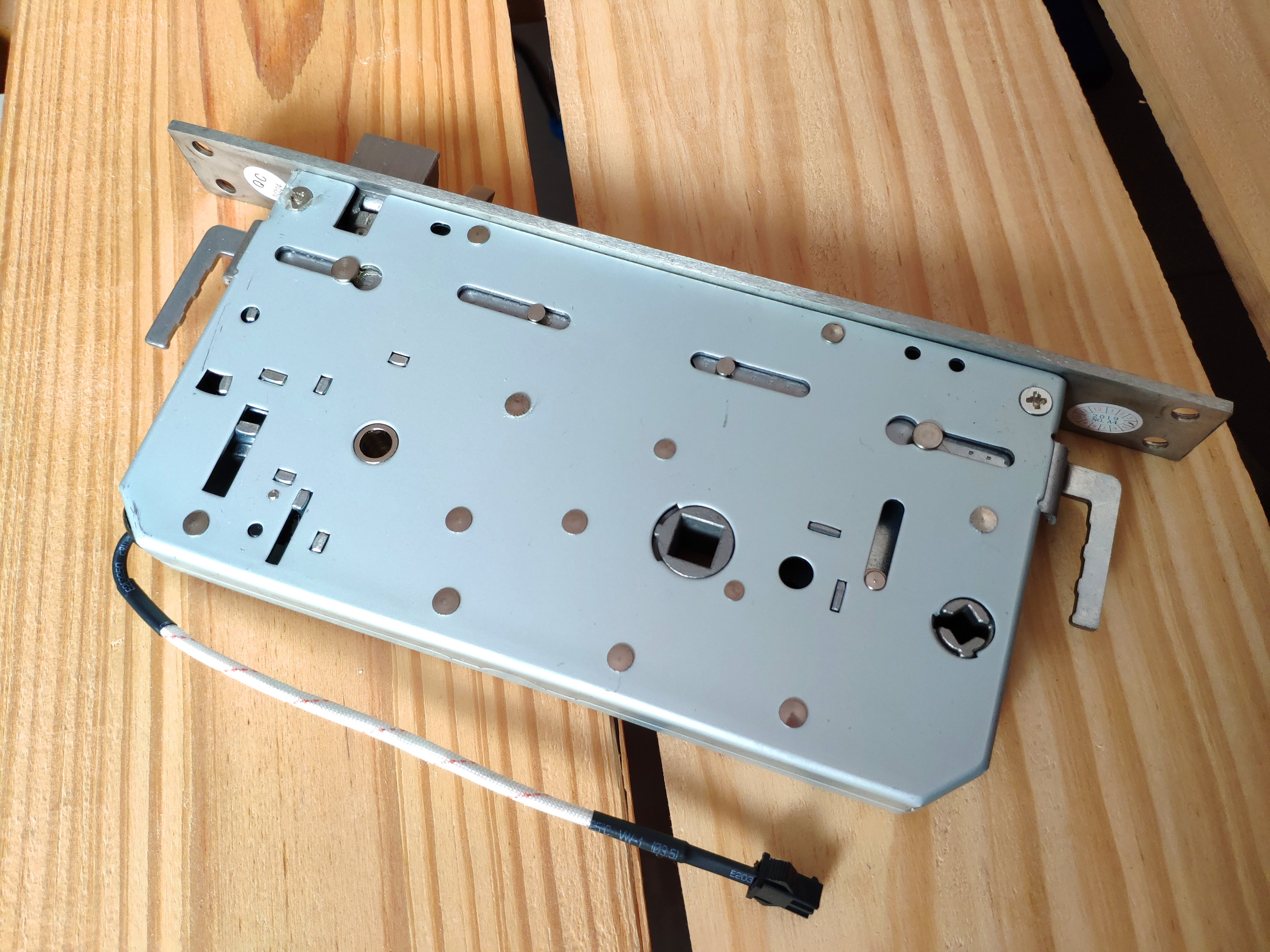 果加智能锁连接网关详细步骤,直连wifi的智能锁