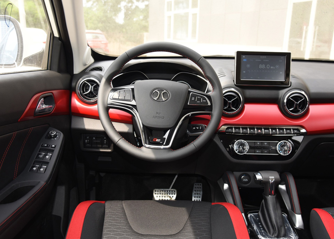 北汽绅宝x35多少钱全款,北汽绅宝x35有2018款的吗