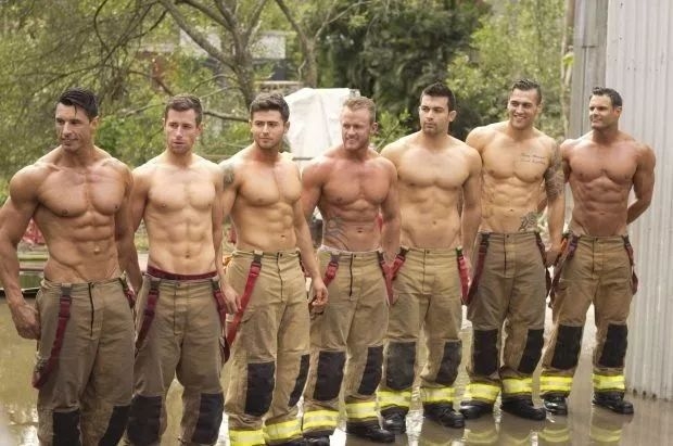 300斤的肥宅穿越异世界逆袭变帅哥,300斤肥胖逆袭变成女神