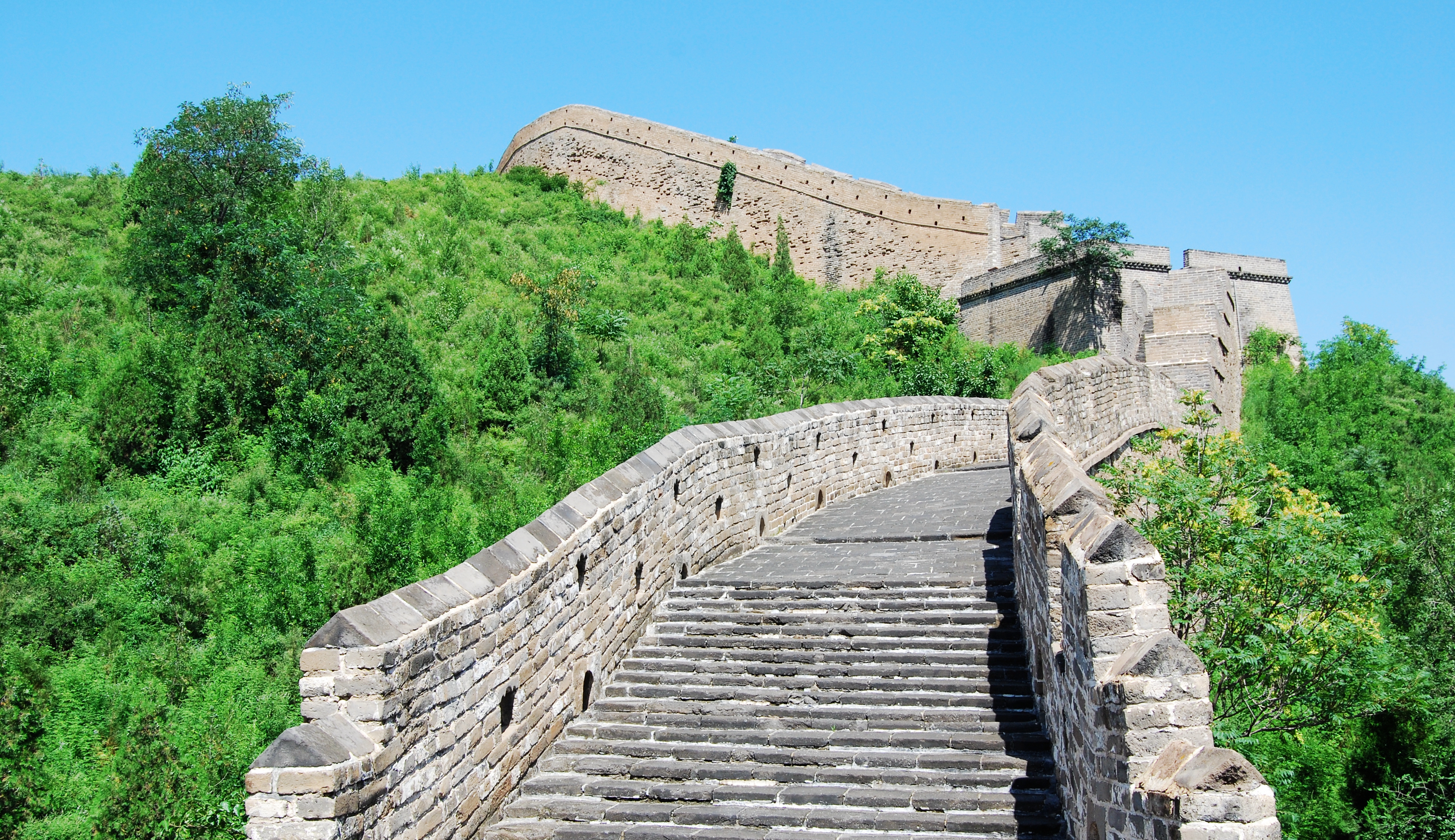 一辆车,从东乌旗沿中蒙边境公路到阿尔山,漫长边关寻迹历史遗存
