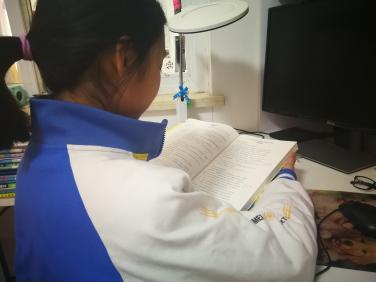 家校联动同心抗击疫情,家校携手战疫情凝心聚力育未来