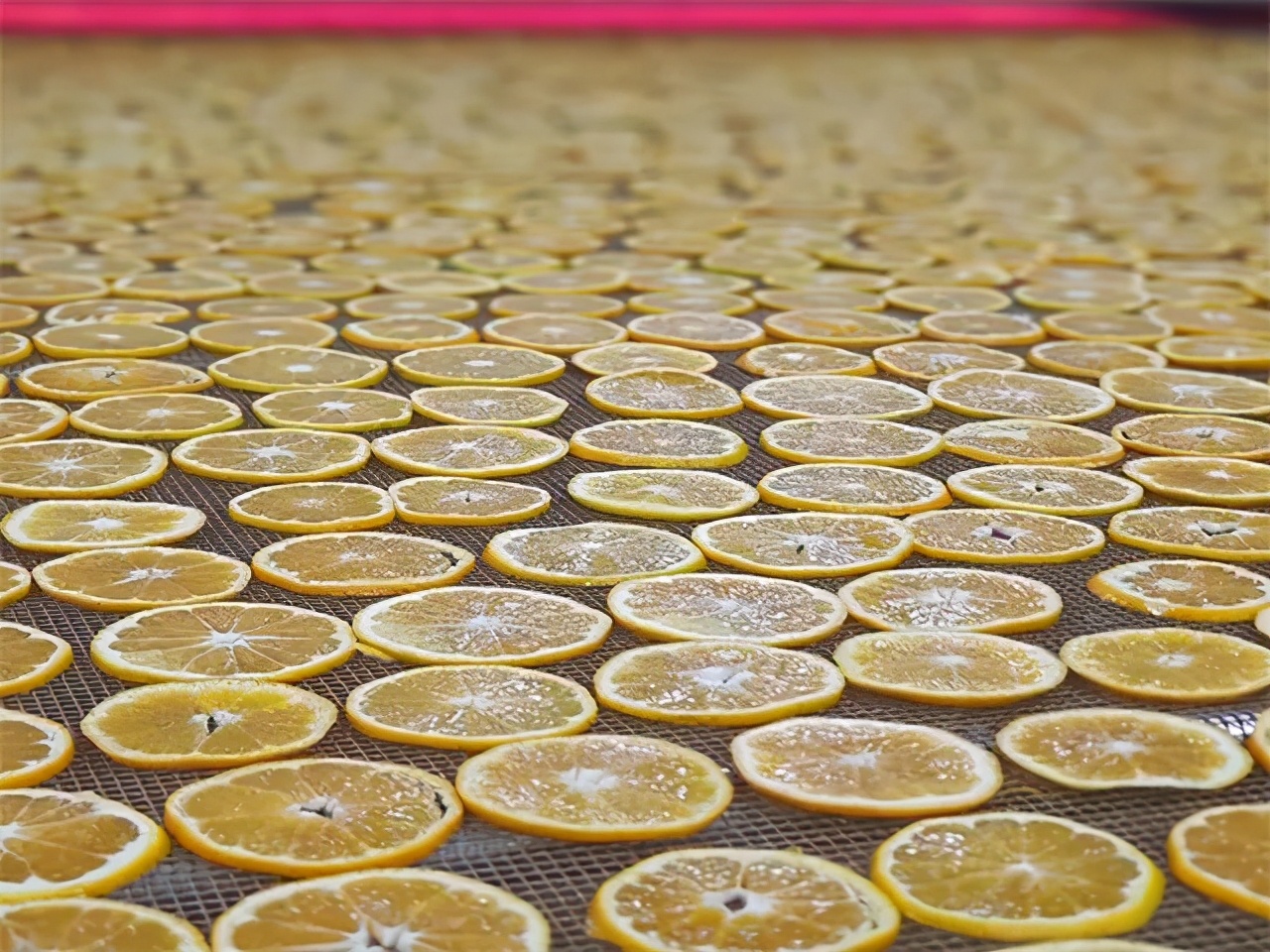 薄脆韩国零食,嘎嘣脆巧克力零食推荐