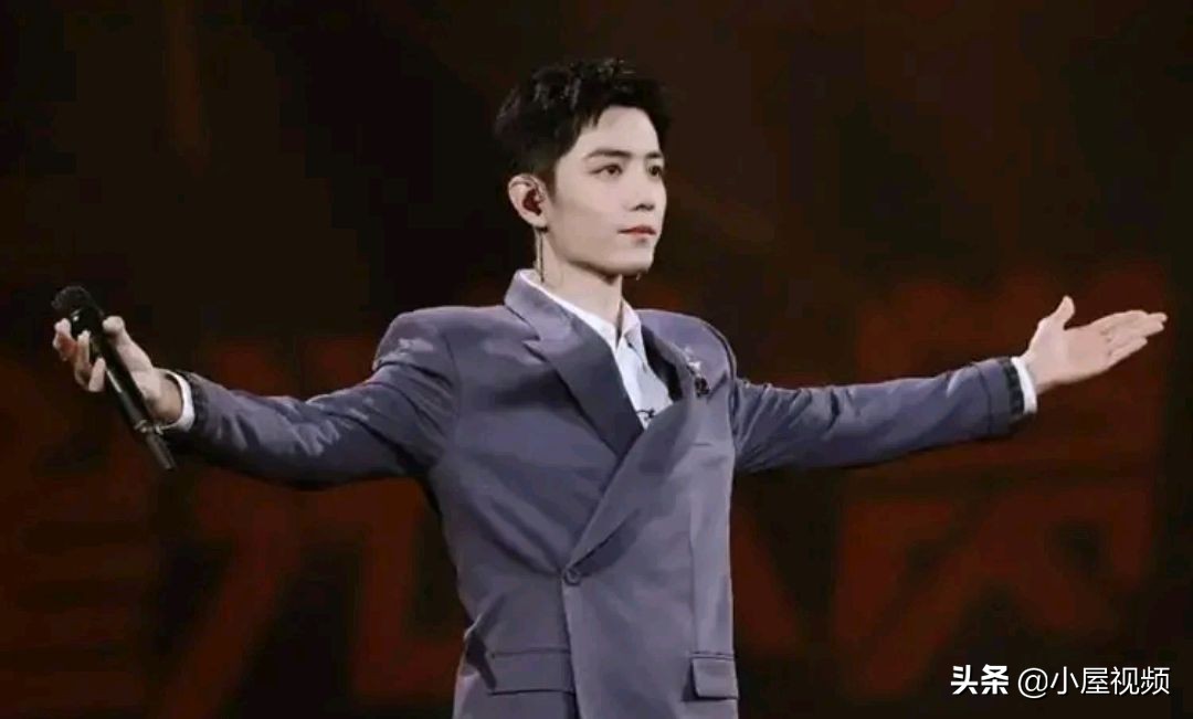 放下是为了更好的前行！肖战：剪了一个短头发。