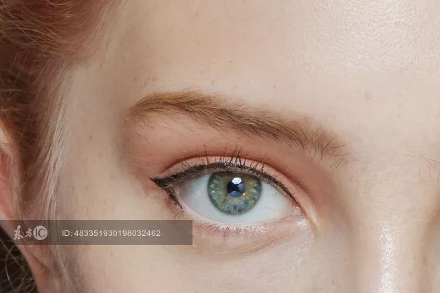 鞠婧祎李艺彤honey舞台,鞠婧祎港风复古妆容