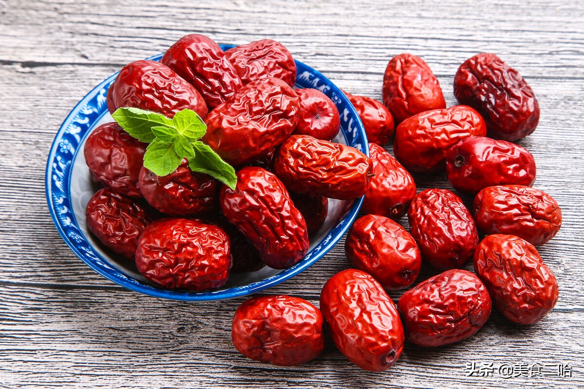 你知道“硫磺枣”和“普通大枣”的区别吗?教你4招,选对好大枣