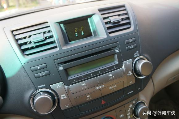 19款丰田汉兰达2.0t四驱尊贵7座,试驾2010款丰田汉兰达