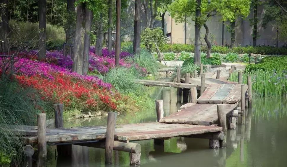 涔屾潙鍙戝睍缁忛獙,涔屾潙骞存帴寰呮父瀹㈤噺