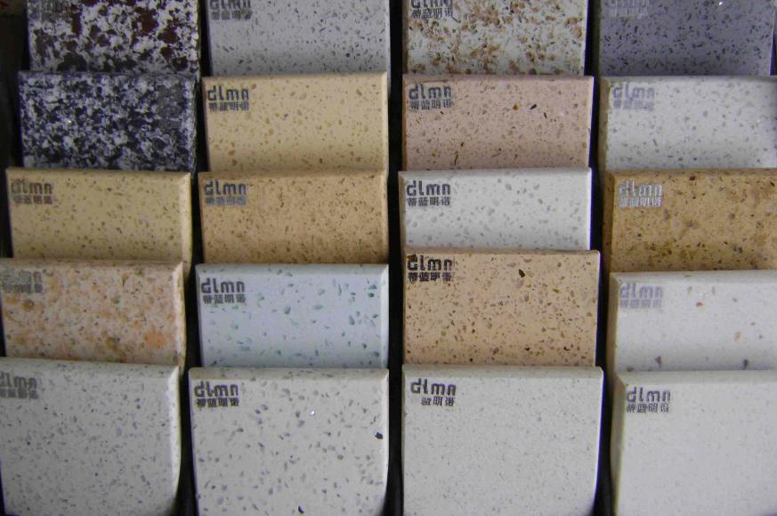 厨房石英石台面为什么选小颗粒,石英石台面怎么选颗粒大小