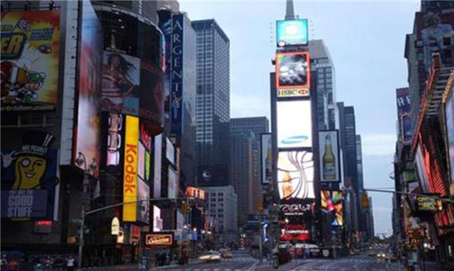 移民美国难,放弃美国籍更难!交弃国税再交惩罚税,不交税别想走