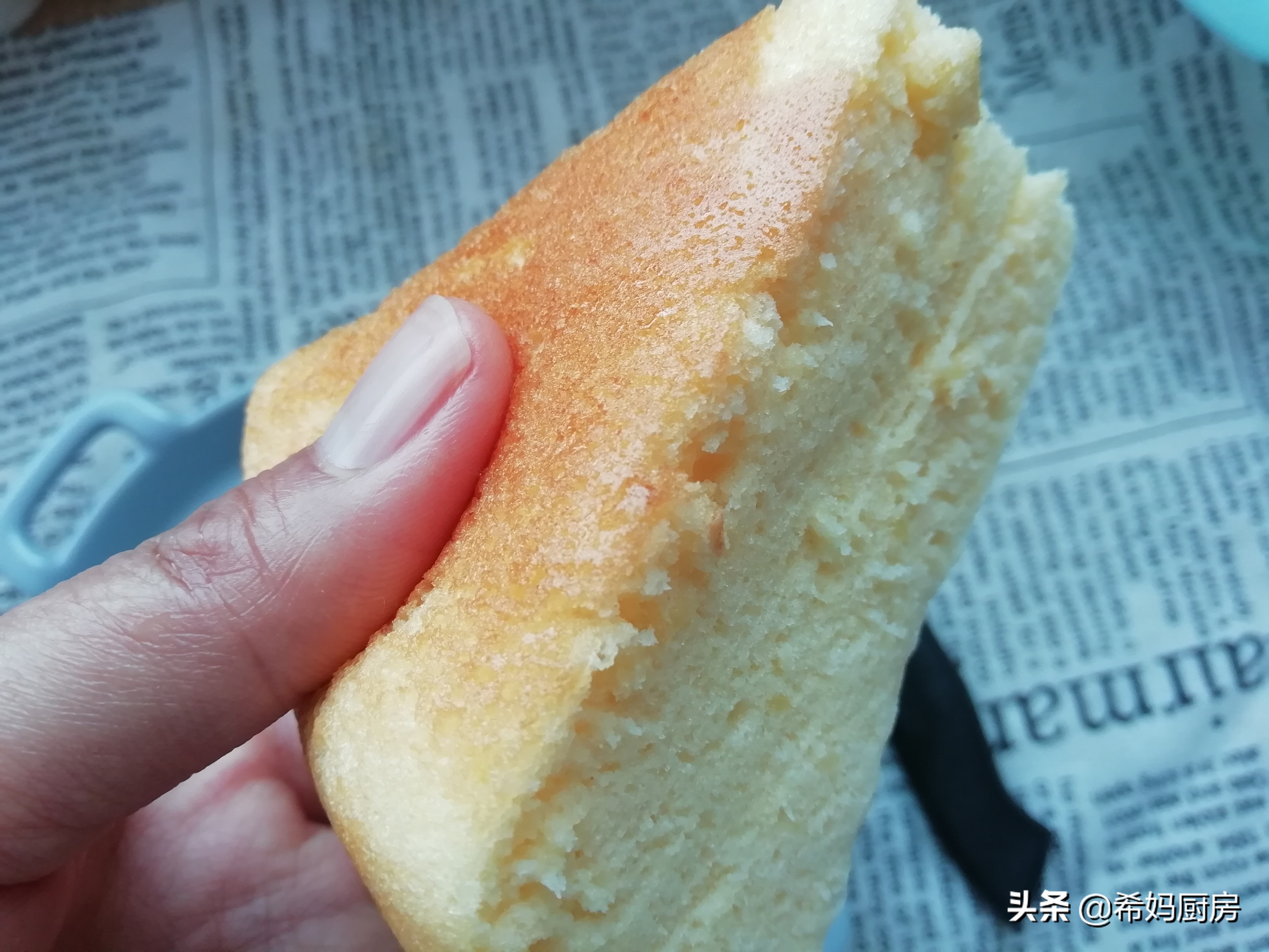 如何使用电饭锅做蛋糕不糊底,最简单的做蛋糕方法用电饭锅