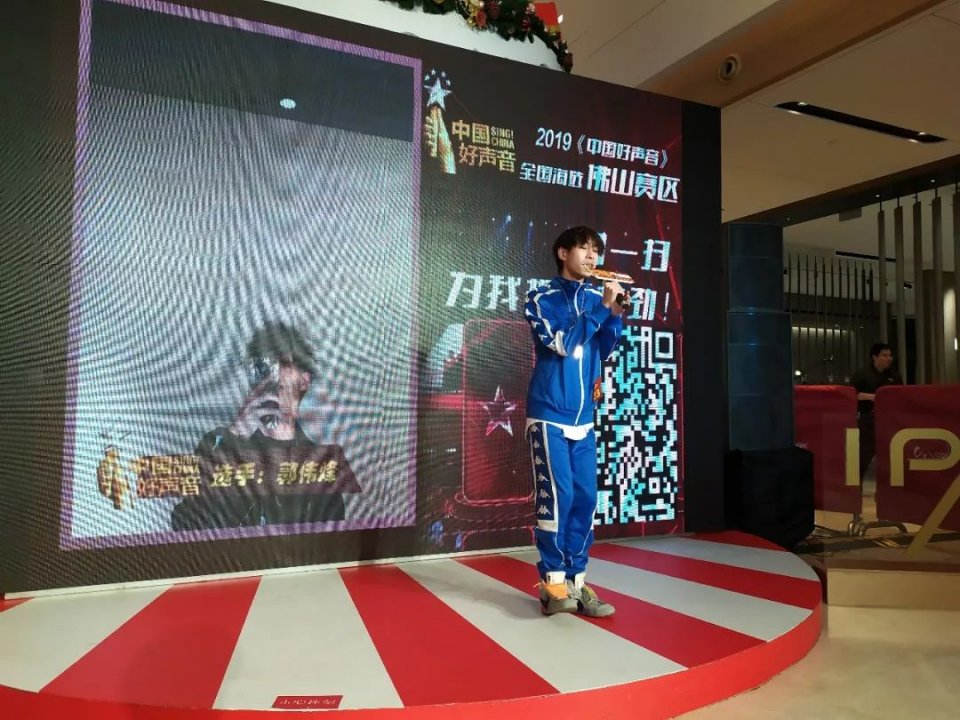 只要你想唱，我们给你舞台。站上舞台，你就是明星。