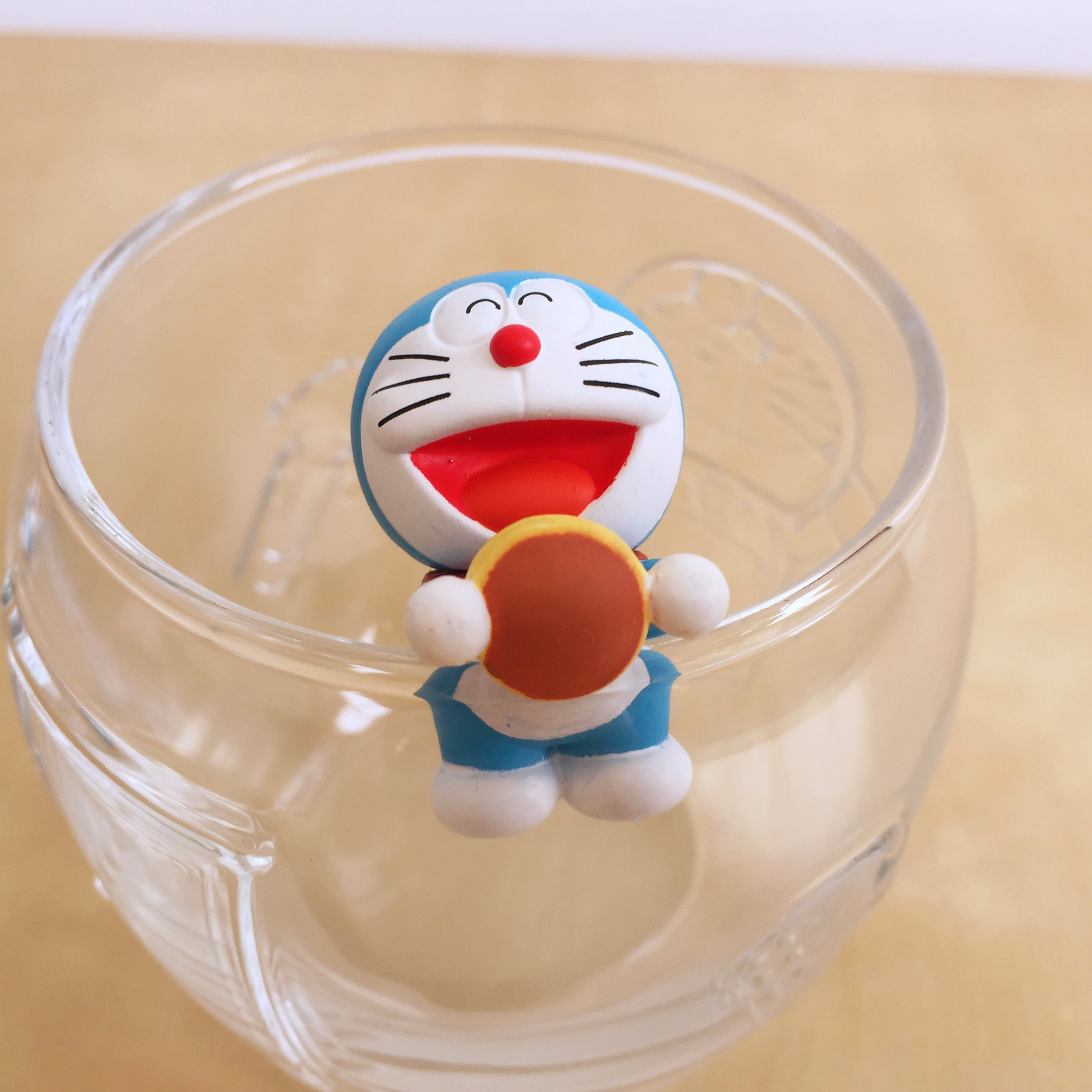 玩具测评丨PUTITTO奇谈俱乐部哆啦a梦杯沿玩偶（第一弹）