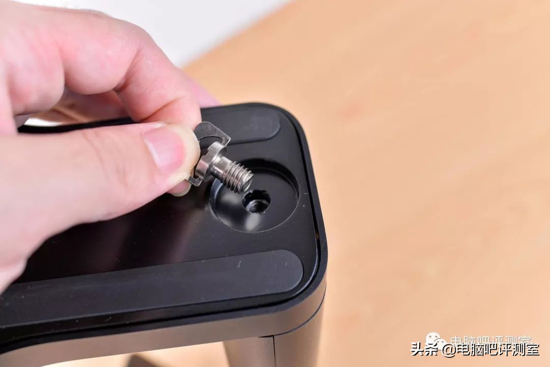 用了两年的小米34寸曲面显示器,小米34寸曲面显示器拖影厉害