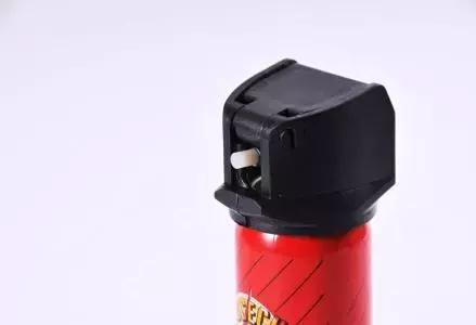 会引起车内爆炸的东西,车内发生爆炸把车炸坏了