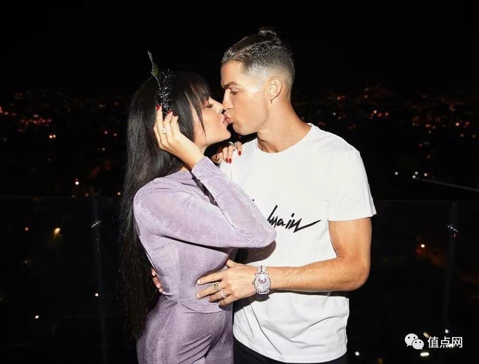 c罗戴劳力士金表,c罗送的劳力士多少钱