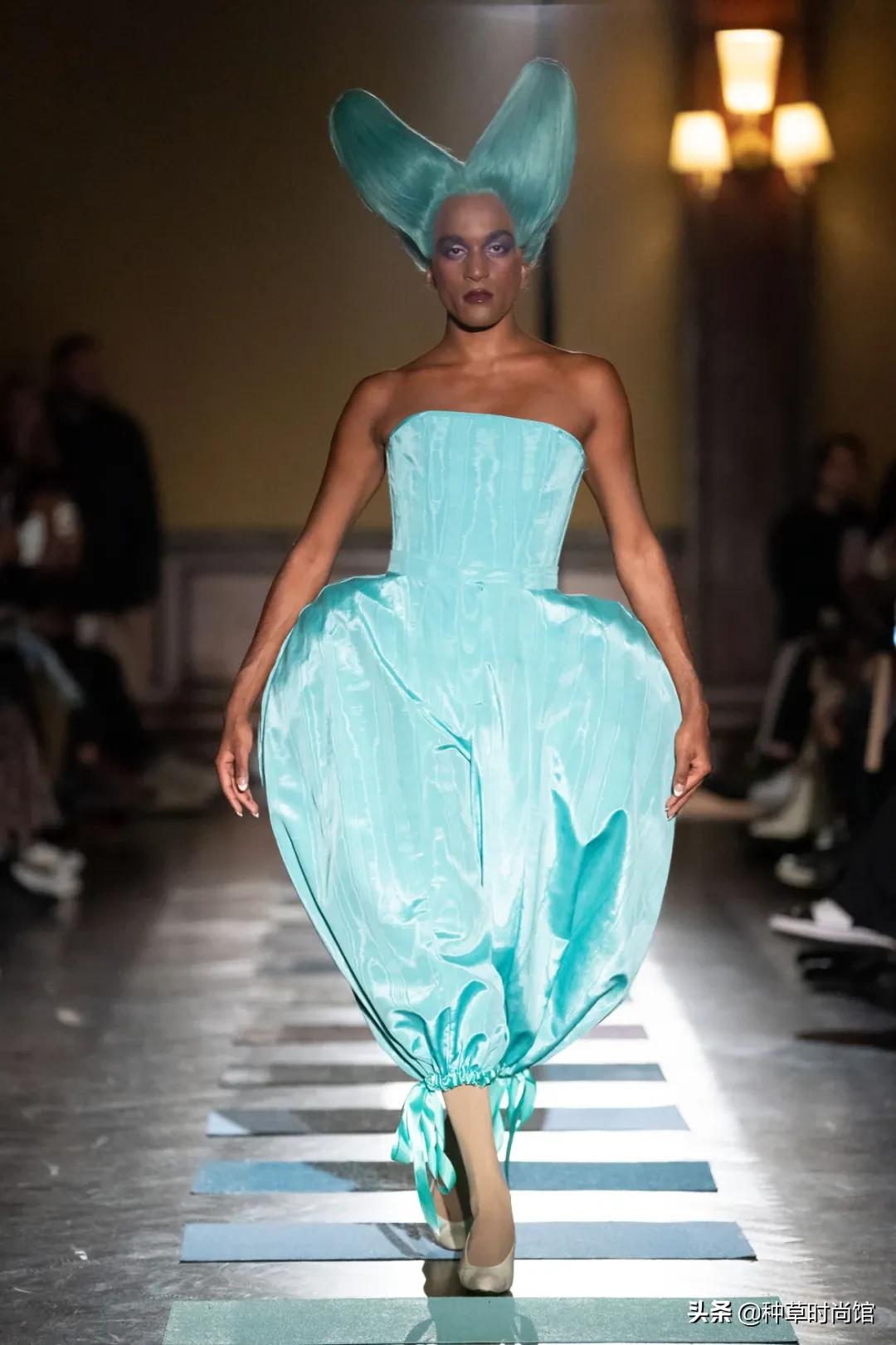 对不起是我不配什么梗,对不起是我不配伴奏