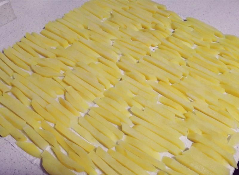 自己在家炸薯条怎么操作,教你在家炸薯条干净卫生又好吃