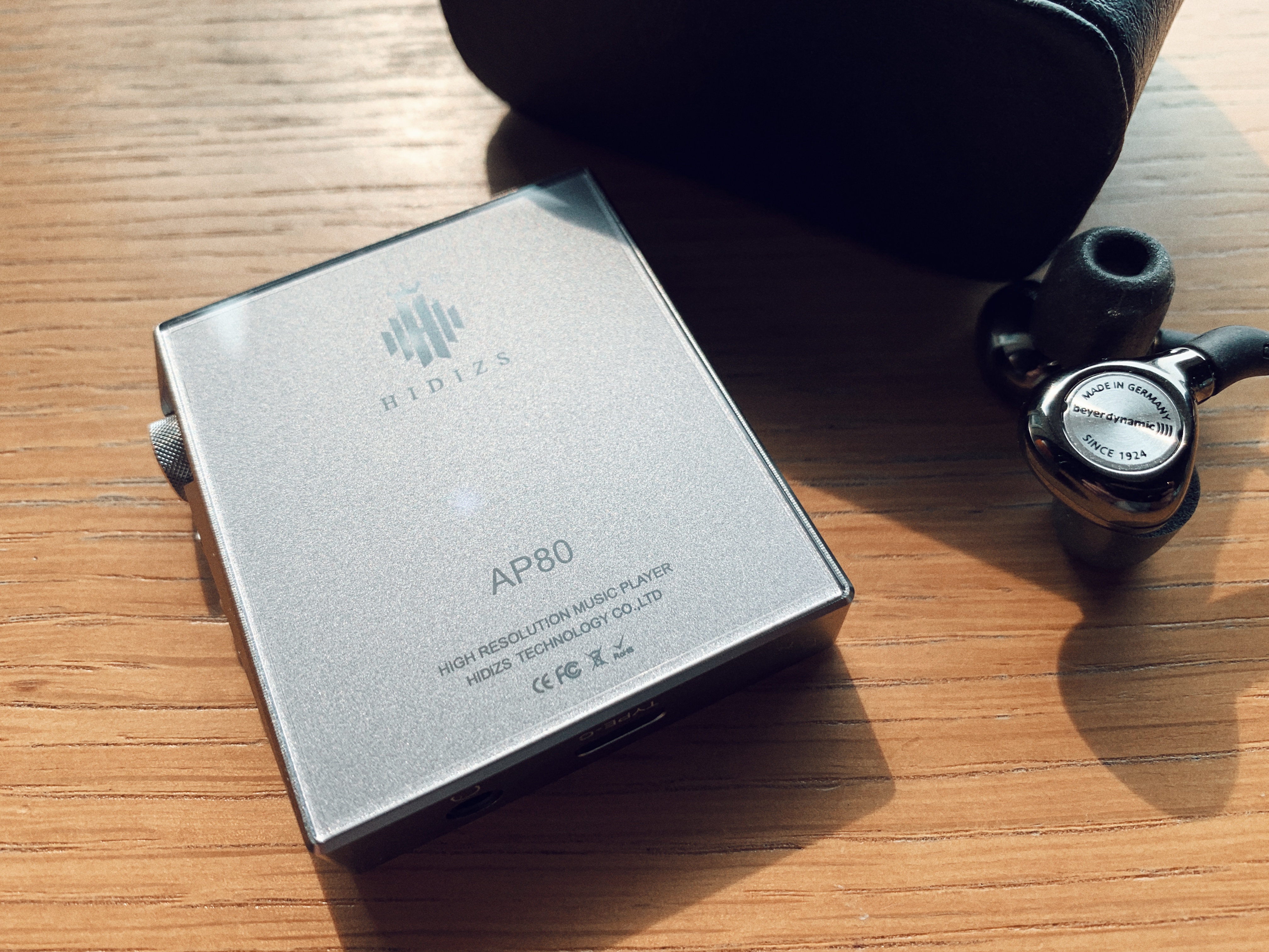 手机没有了耳机口，音乐*载下**网站被封杀，未来我们该如何HIFI？