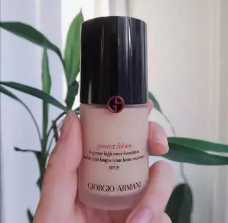 ukiss粉底液油皮亲妈控油持久,油皮粉底液大作战