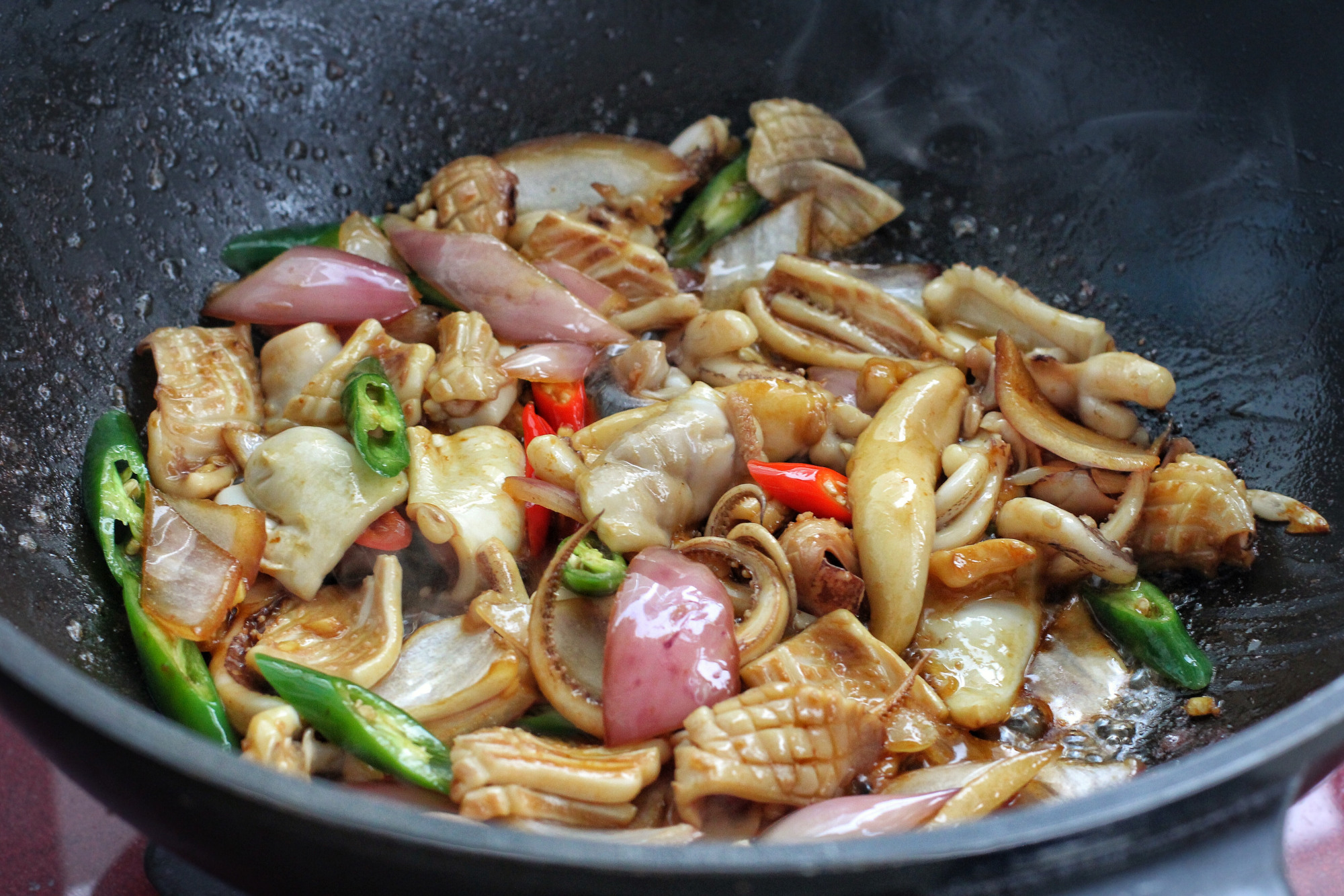 经典菜品爆炒鱿鱼好吃到爆棚,怎么样爆炒鱿鱼鲜嫩好吃川味的