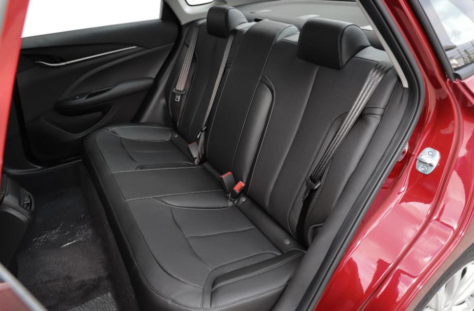 动力不错性价比高的车,动力上表现不俗车辆配置