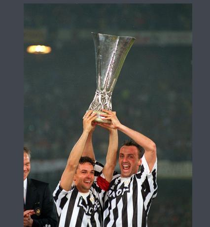 忧郁王子罗伯特完整版,忧郁王子罗伯特巴乔头像