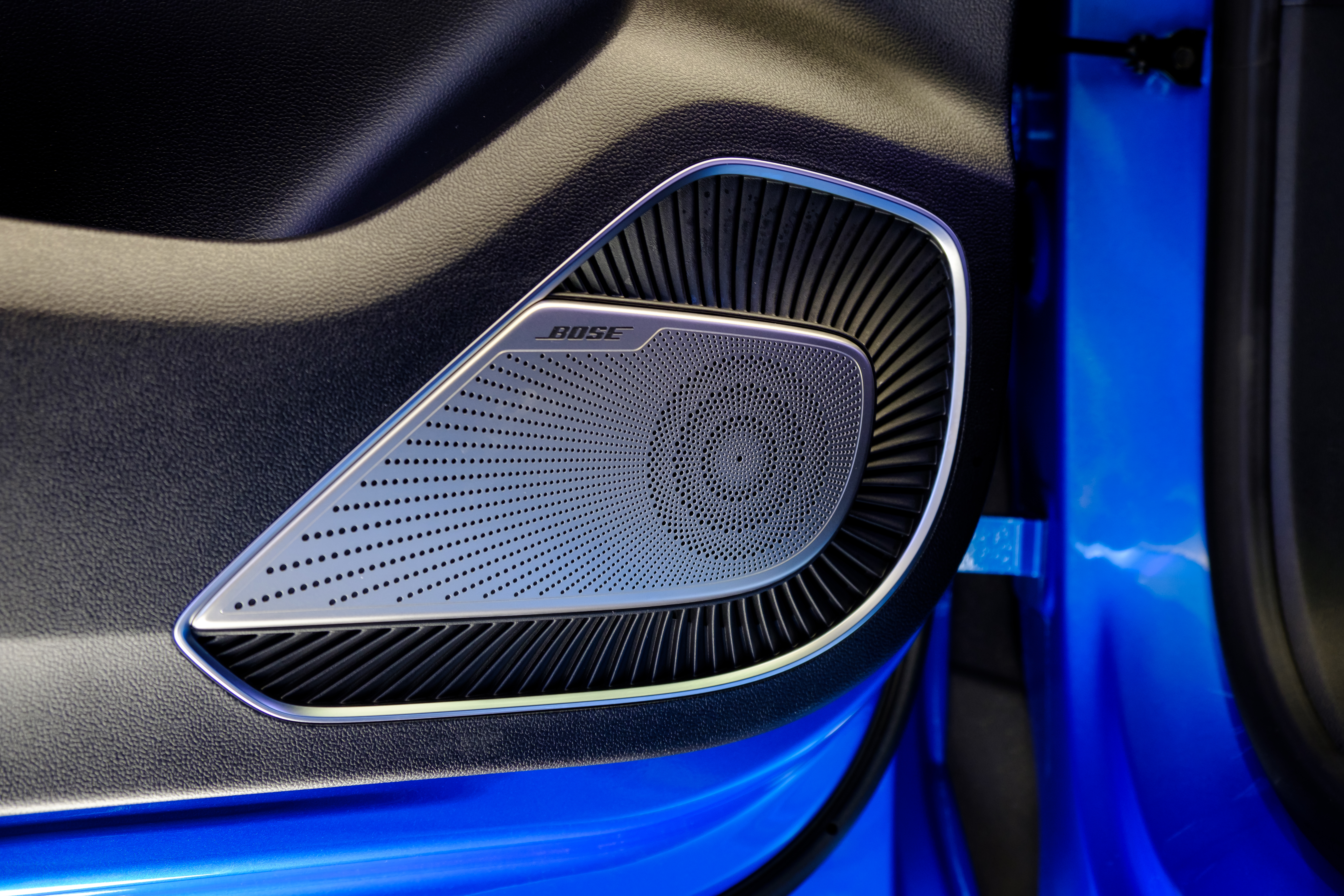 荣威rx5max加多少钱送bose音响,荣威rx5max爆款来袭颜值吹爆了