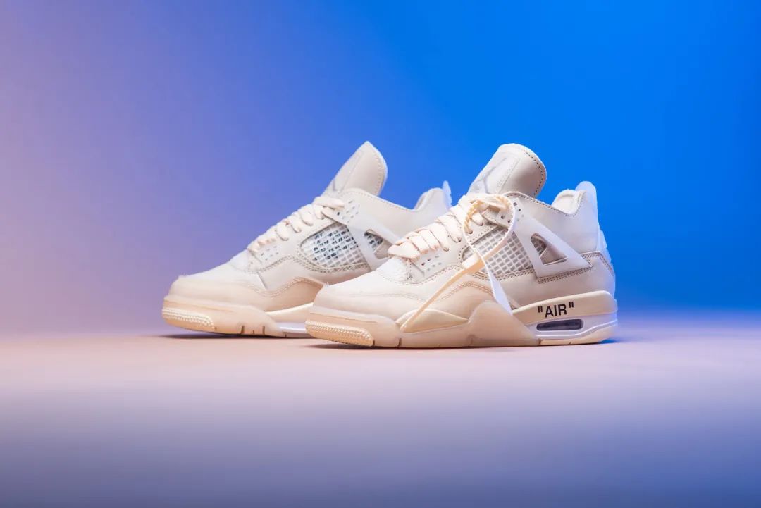 aj11季后赛和复刻有什么不同,aj11复刻是碳板吗