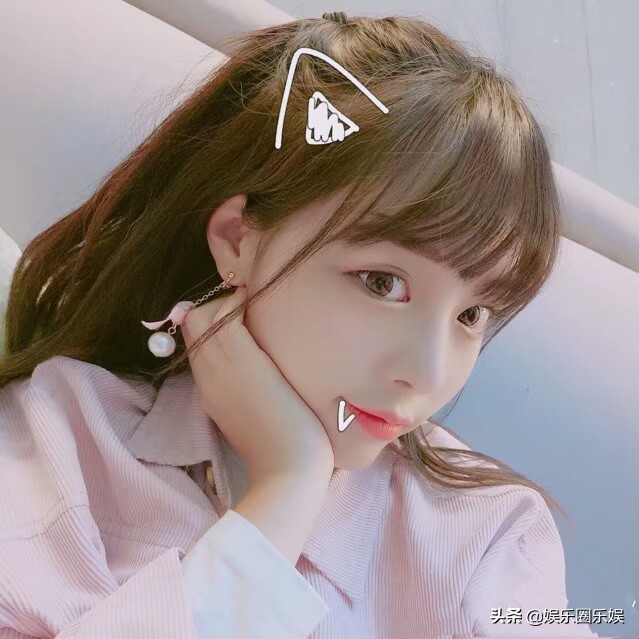 女孩子说滚和滚滚滚有什么区别,女生说滚滚滚怎么回复高情商