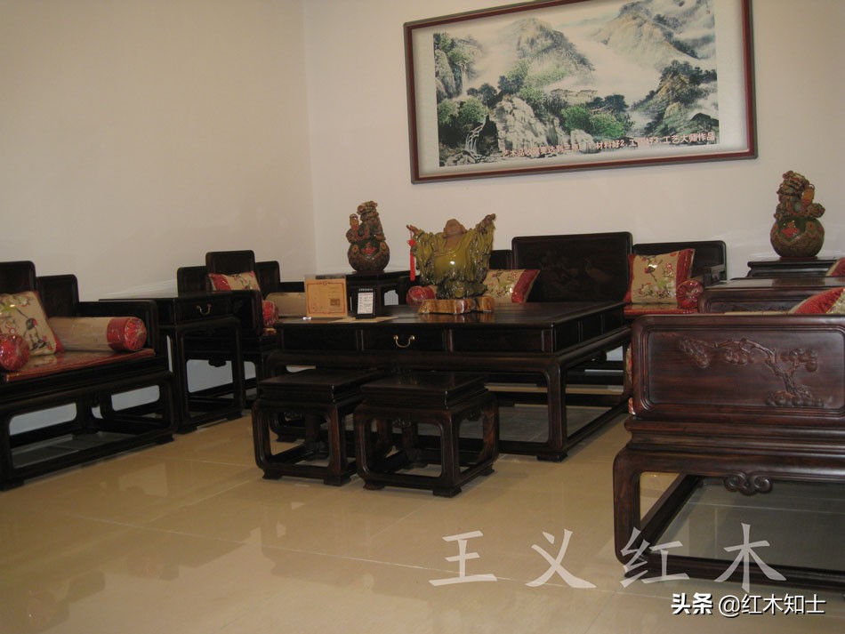 到手的红木沙发，不知道坐垫哪里搞？一起来湫湫