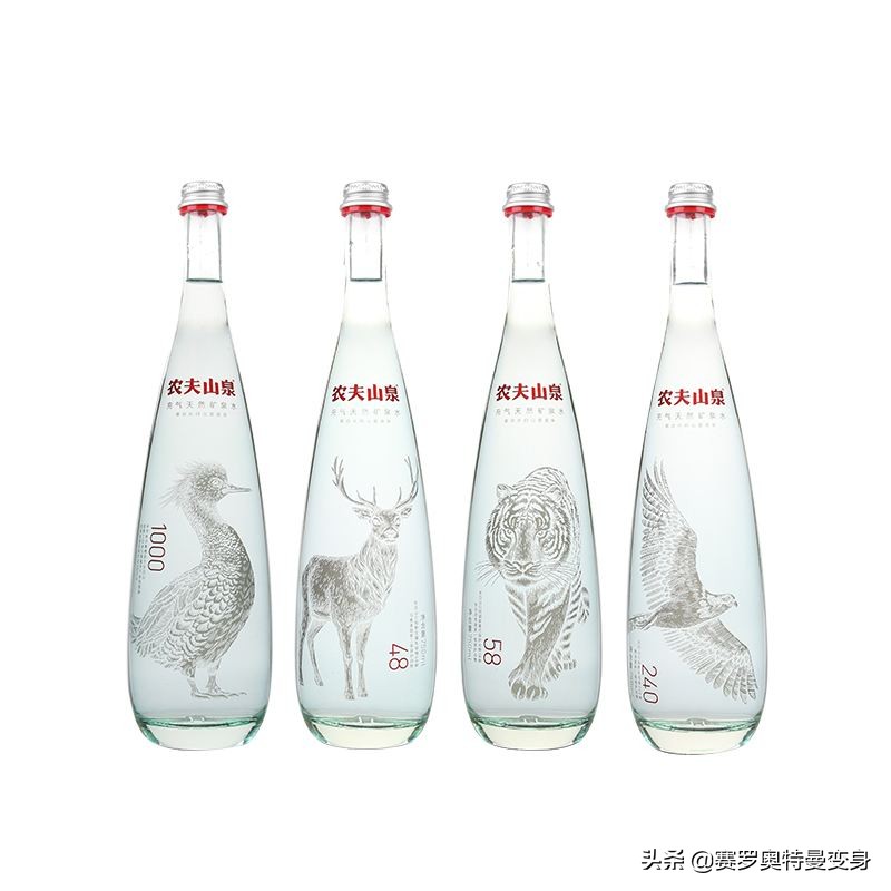 大人物深度解析包贝尔,大人物包贝尔喝的矿泉水现实版