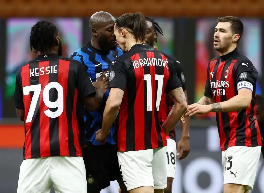 米兰德比冲突完整版,伊布和卢卡库冲突中文字幕