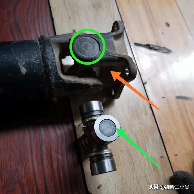 13年进口三菱欧蓝德踩油门异响,三菱底盘异响哒哒哒