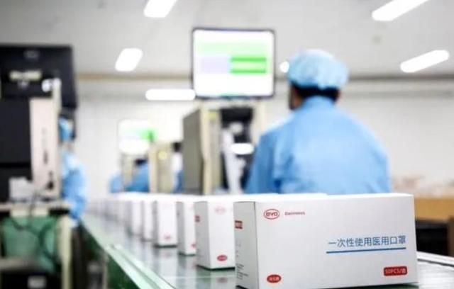 面对市场大跌股神巴菲特,股神巴菲特疫情期间亏了多少