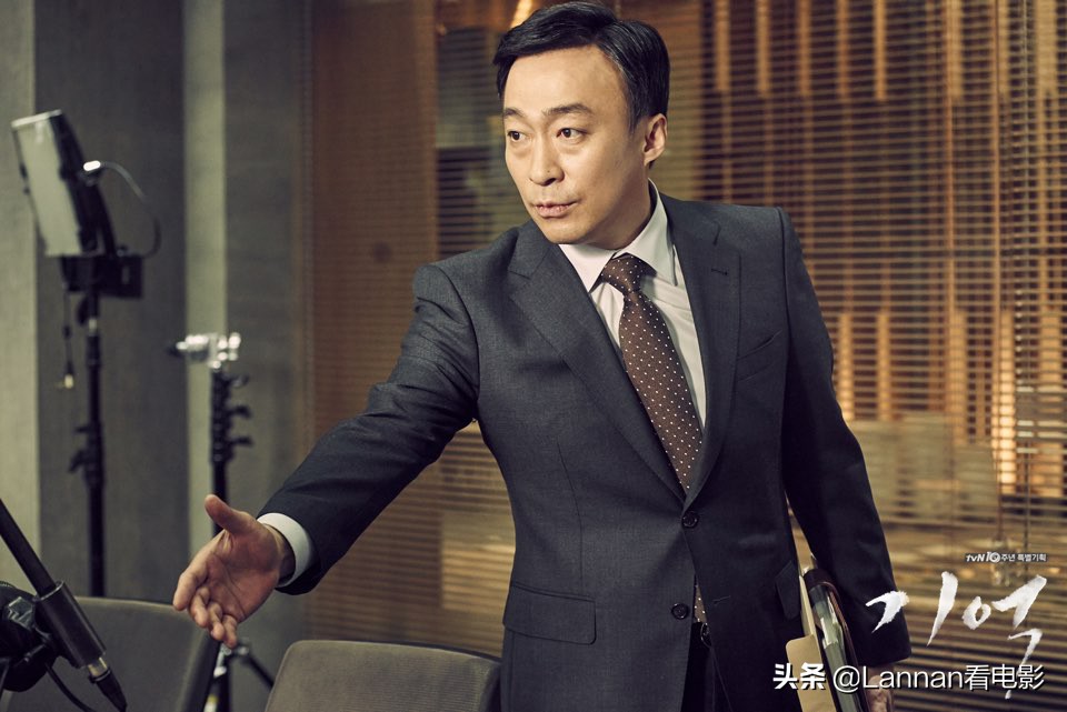 律师小白的挣扎：怎么就活成了自己讨厌的样子