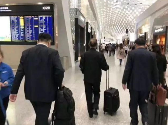 华为和中兴在美国的地位,美国为什么打压华为中兴