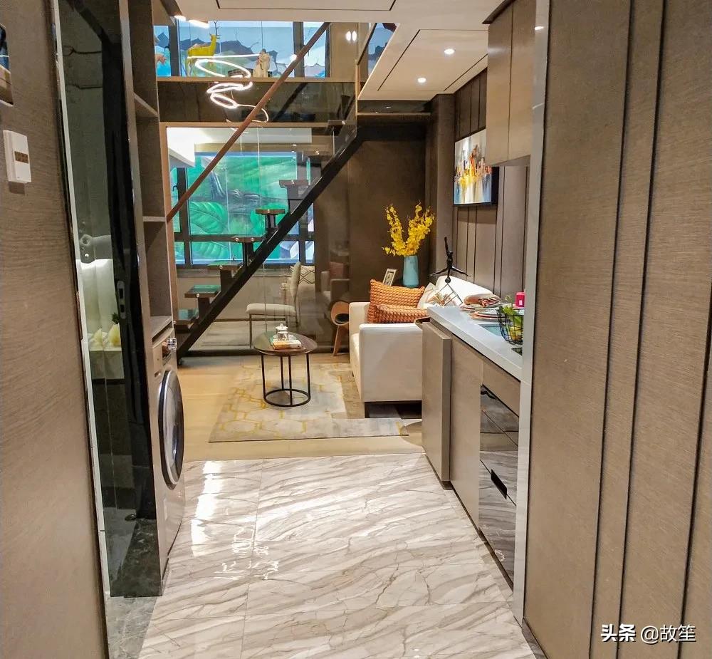 可明火,产权少10年!两盘相隔500米,价差3-4千,你选谁?