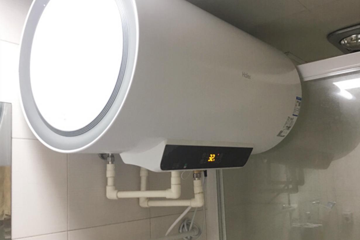 宝宝洗澡的温度低会怎样,宝宝洗澡时水温过高