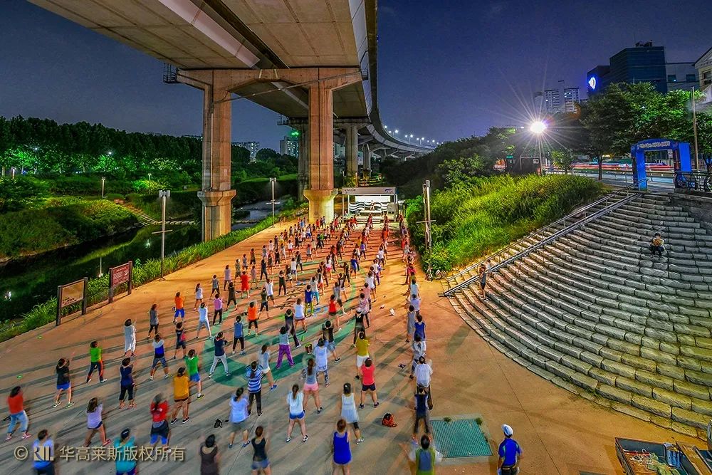 〖丈量城市〗大拆小建的「生态经济学」：清溪川