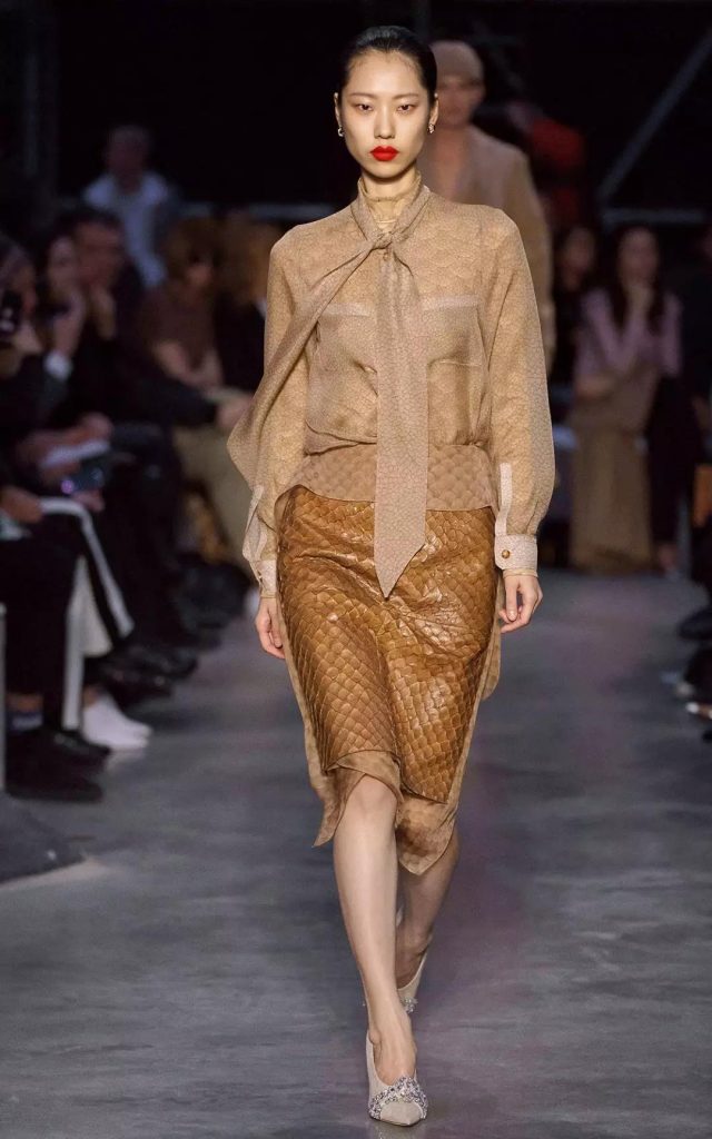 赵薇不为人知的故事,赵薇出席burberry视频