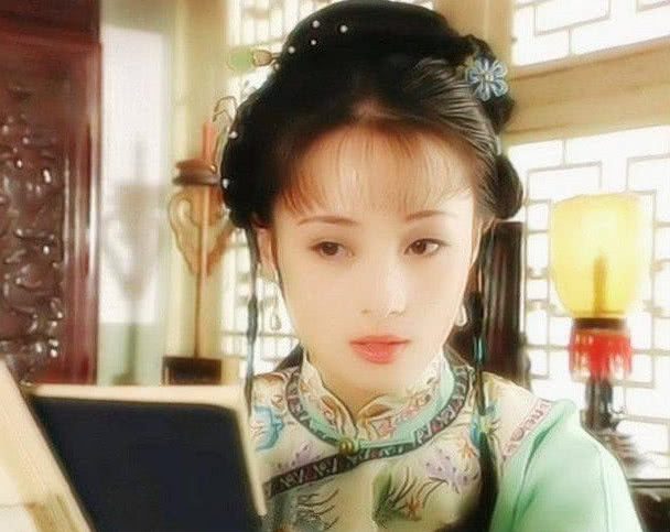 盘点那些甜美风的编发造型,创意编发造型不易散了解一下