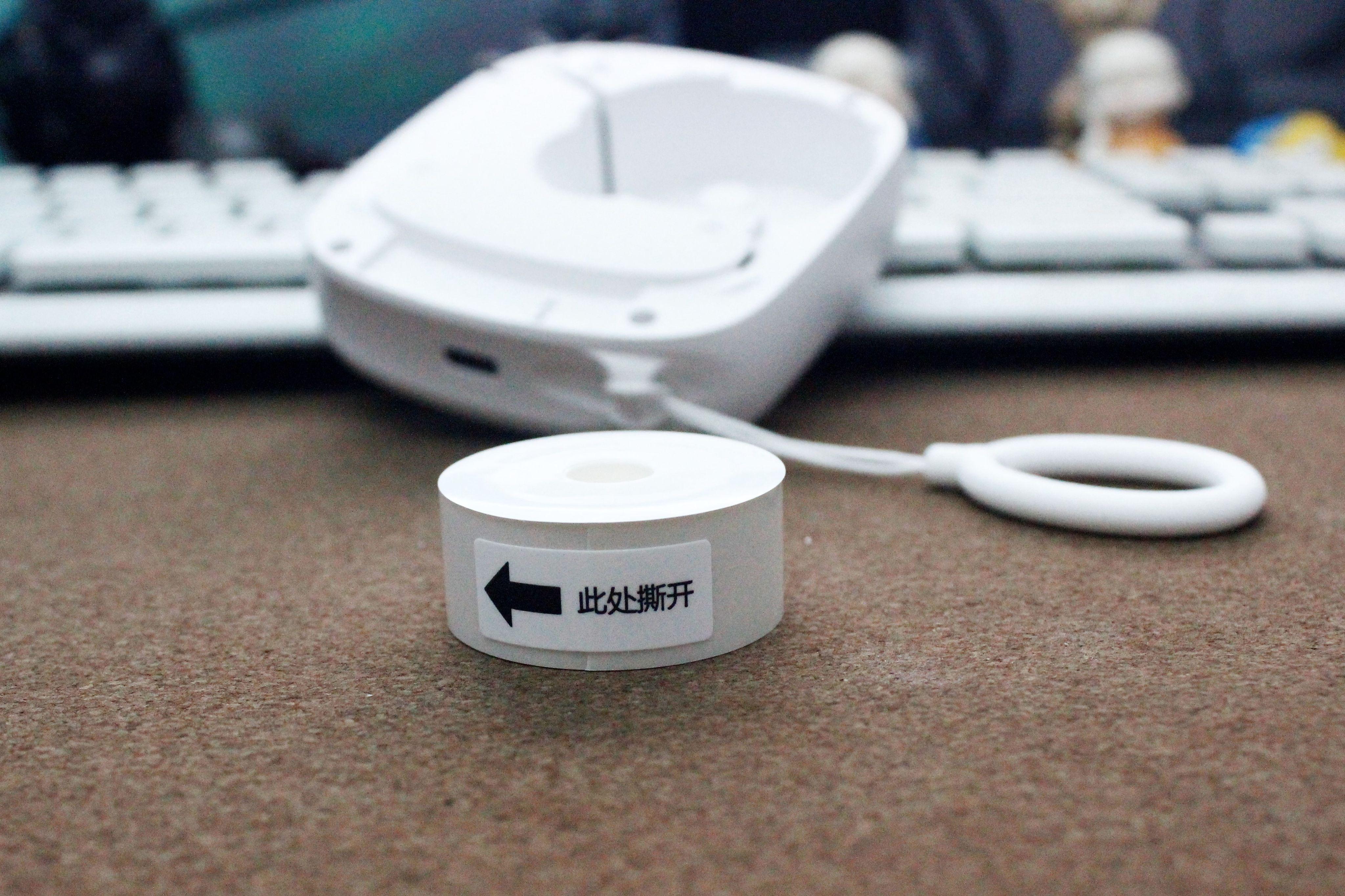 家庭标签打印机小型迷你便携式,便携标签打印机儿童