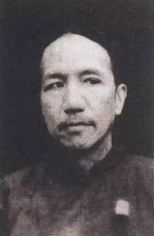 他,没有一张文凭被誉为“三百年才出一个的大师”“教授的教授”