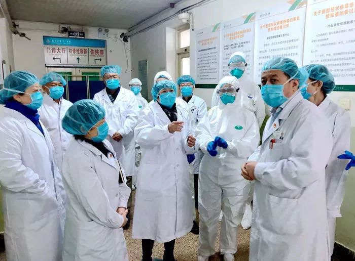 抗击疫情泪目,医护人员请战支援武汉感人事迹