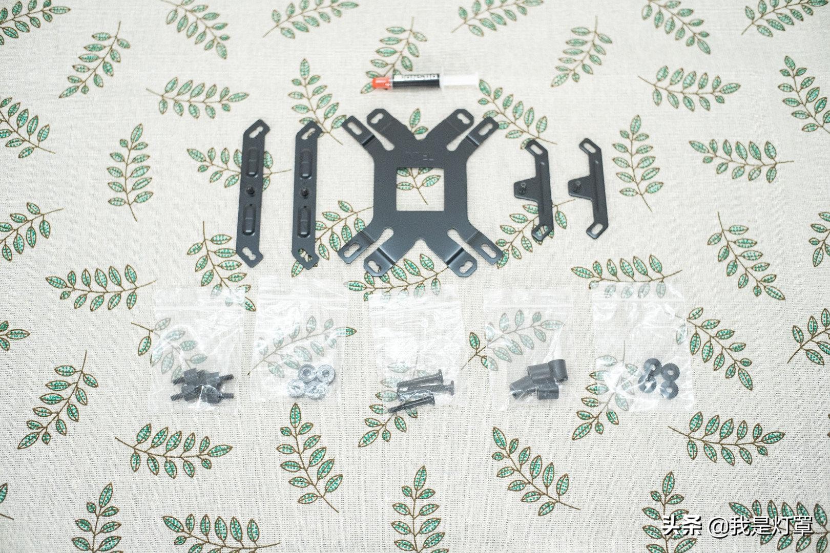 买不起MacM1的我,用QQLT魔改CPU和RX560显卡吃上黑苹果