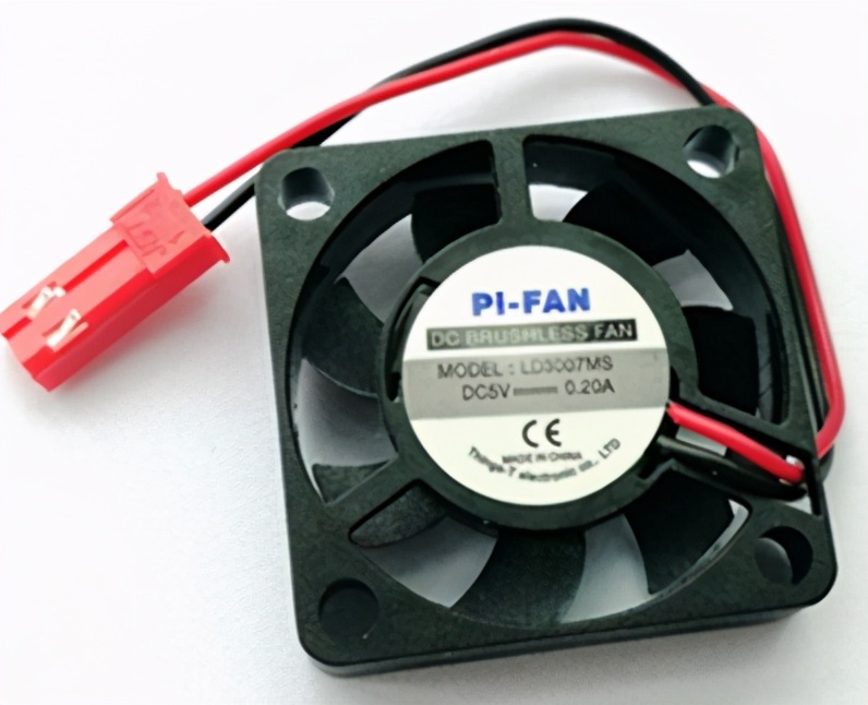 pwm风扇线序调整,散热风扇线一样如何区分火零线