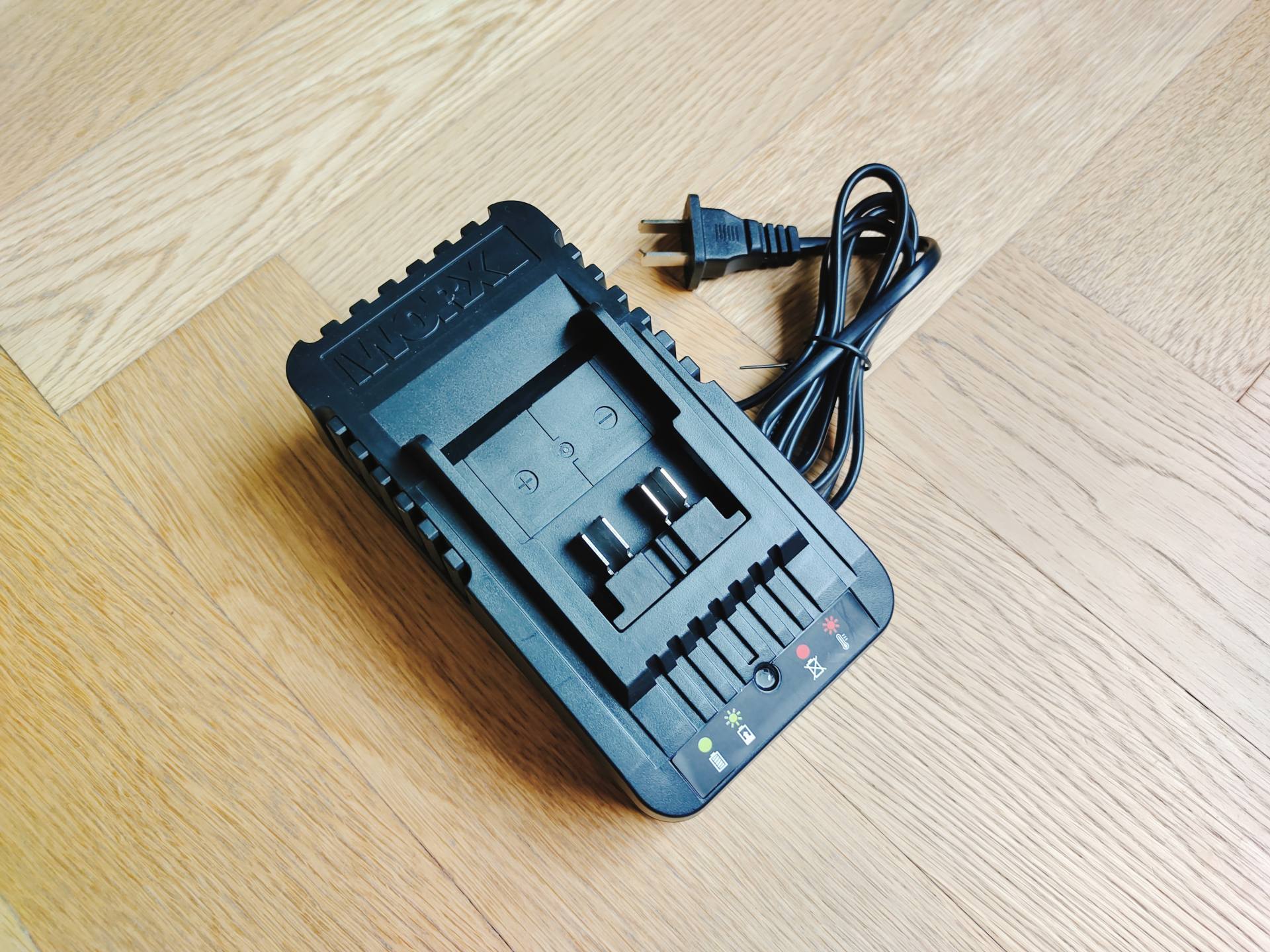 搬砖人的工具，WORX威克士20V锂电钻WE212