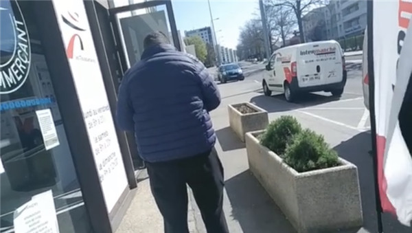 法国留学生去超市买什么,法国留学生去哪家超市买菜